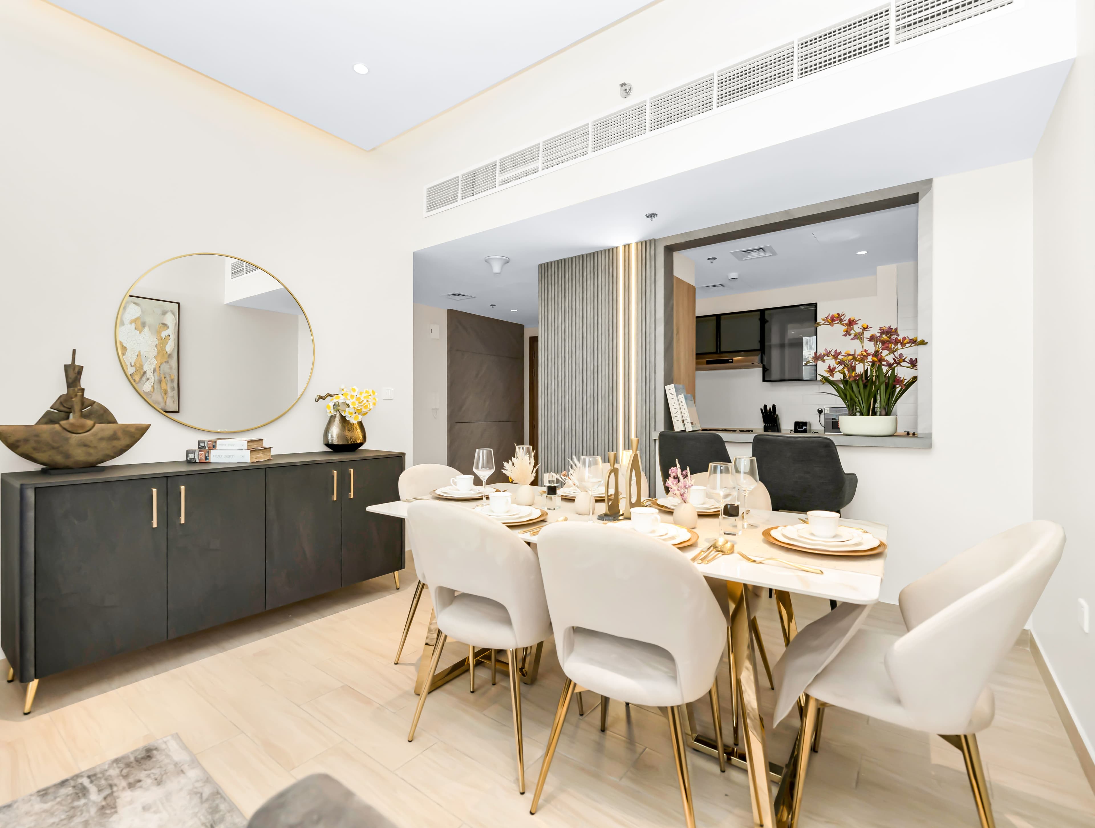 Burj Khalifa and Canal views | 3 Bedroom premium Apartment | Fully Furnished - Thumbnail 16