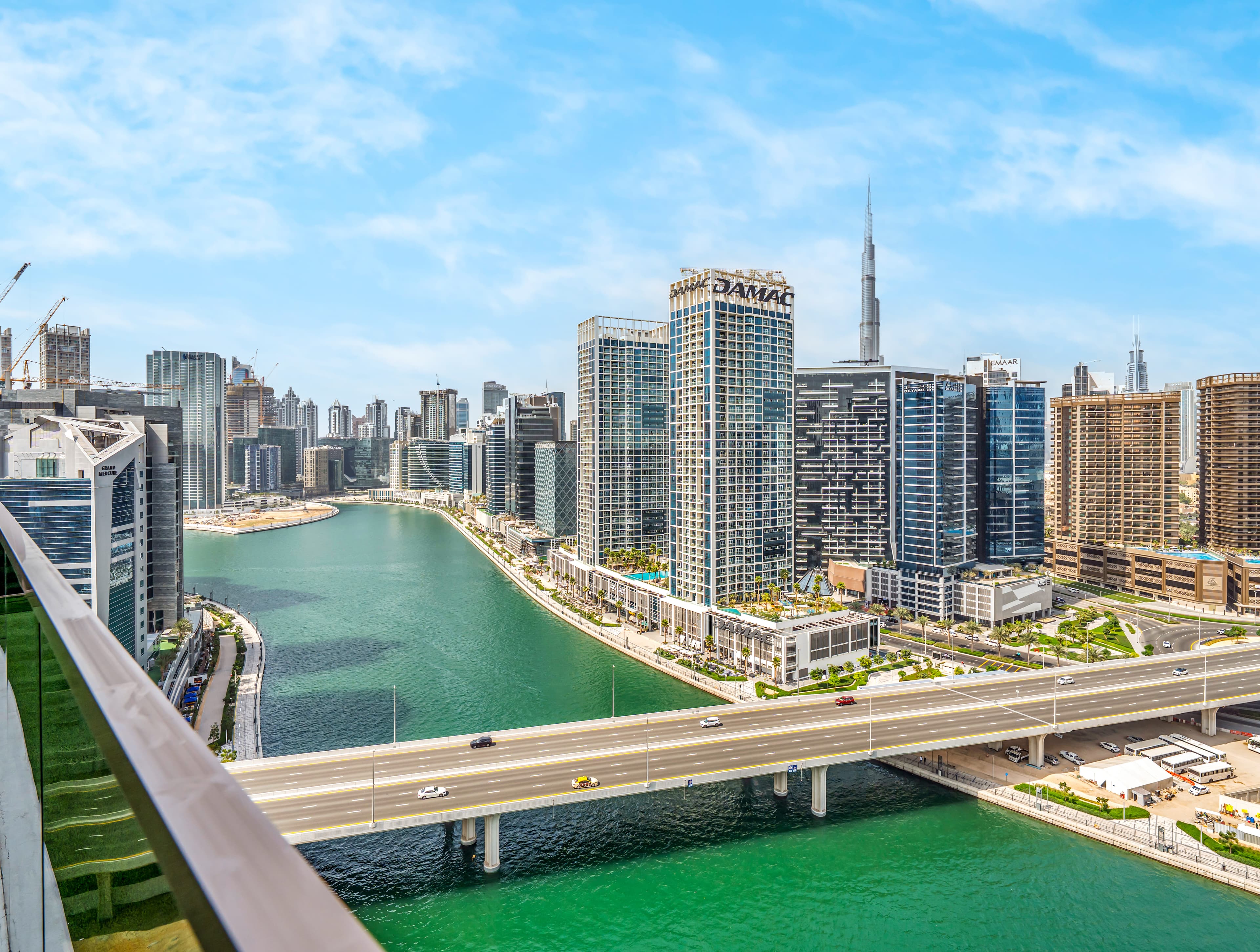 Burj Khalifa and Canal views | 3 Bedroom premium Apartment | Fully Furnished - Thumbnail 20