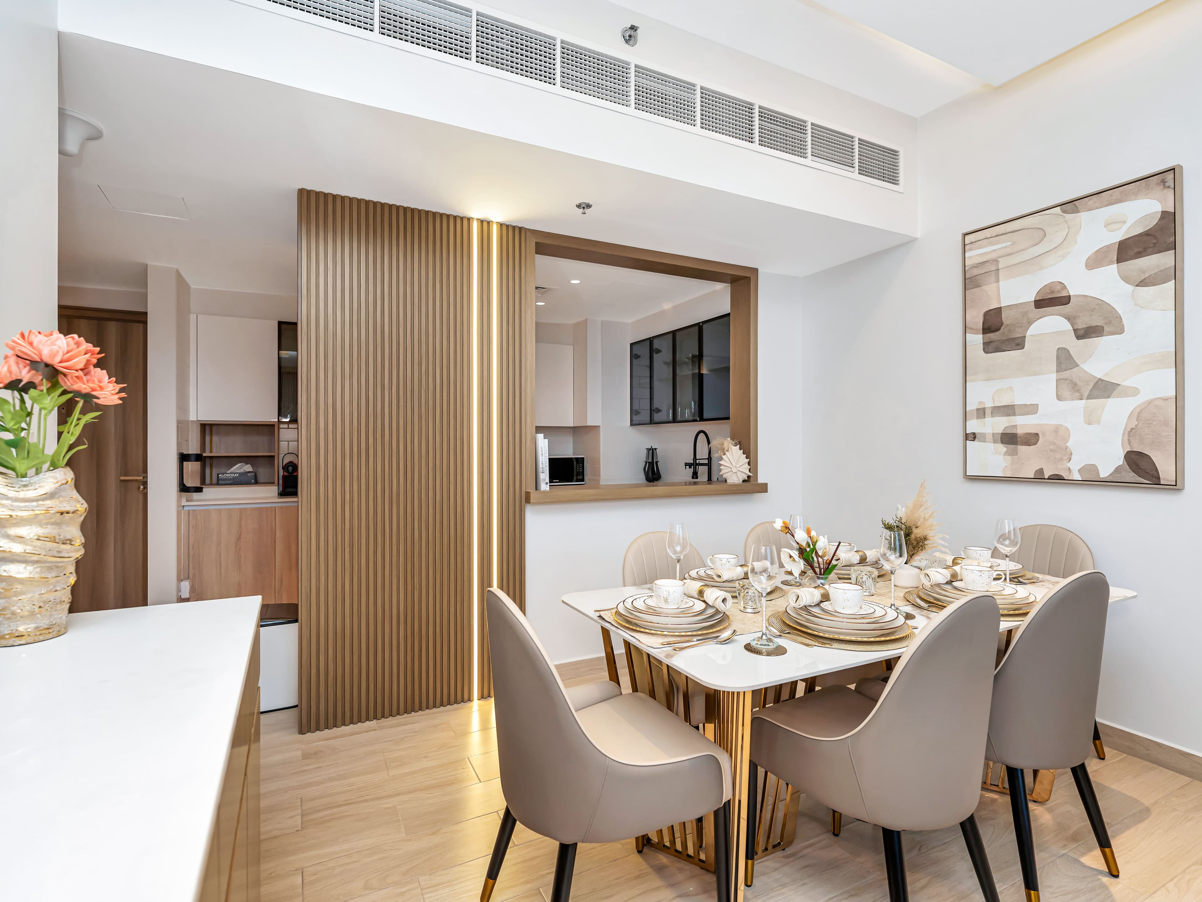 Waterfront Sophistication 3 Bedroom premium Apartment | Fully Furnished - Thumbnail 3