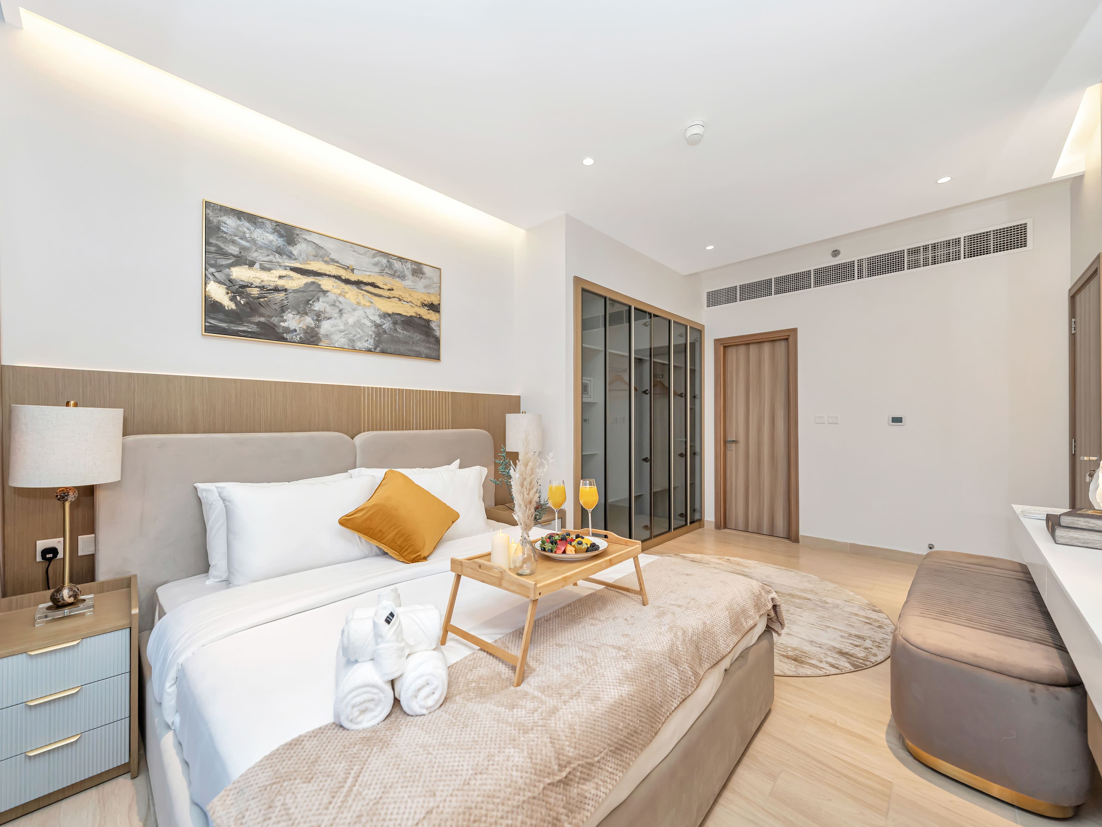 Waterfront Sophistication 3 Bedroom premium Apartment | Fully Furnished - Thumbnail 8