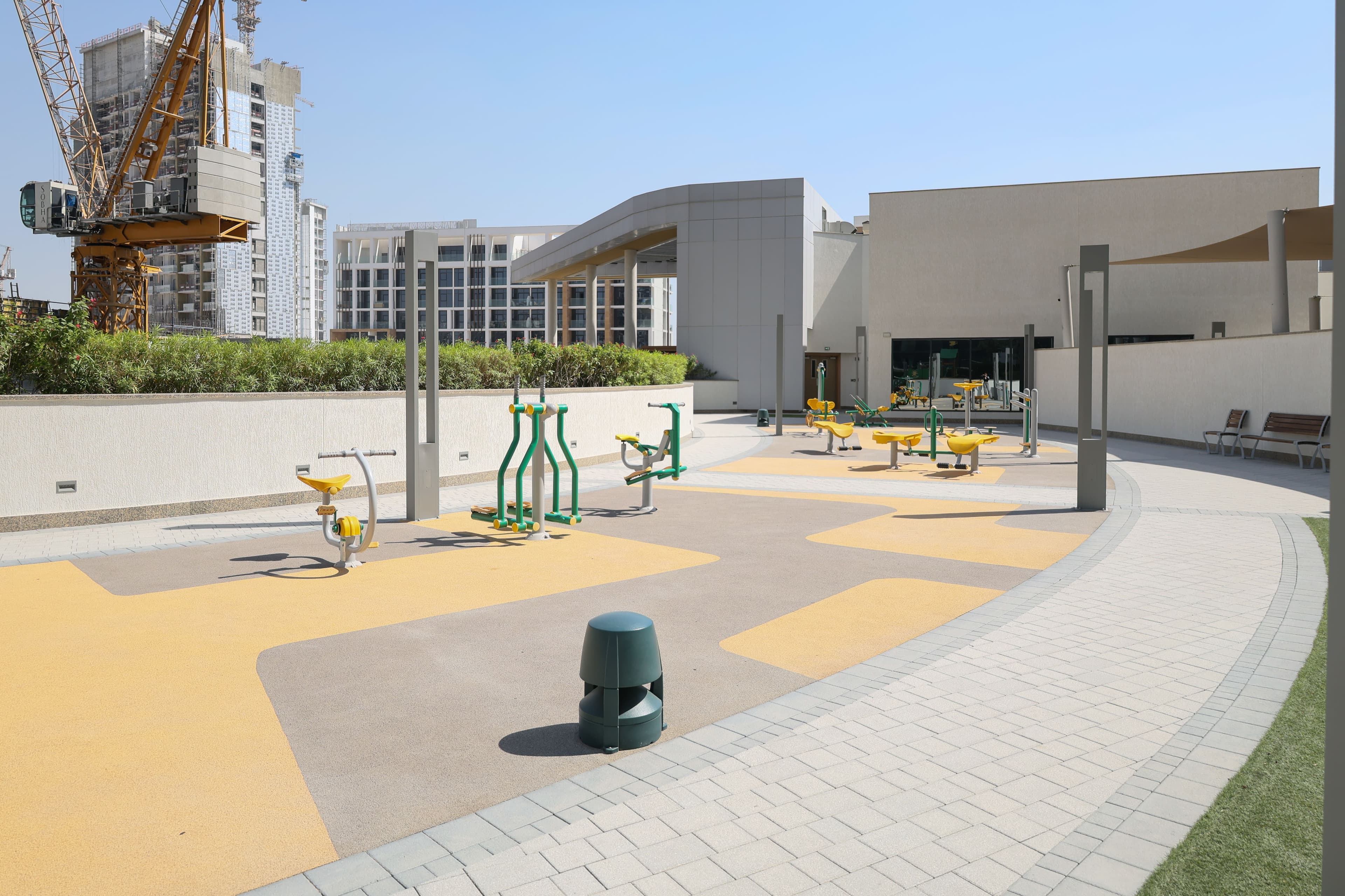 Waterfront Sophistication 3 Bedroom premium Apartment | Fully Furnished - Thumbnail 5