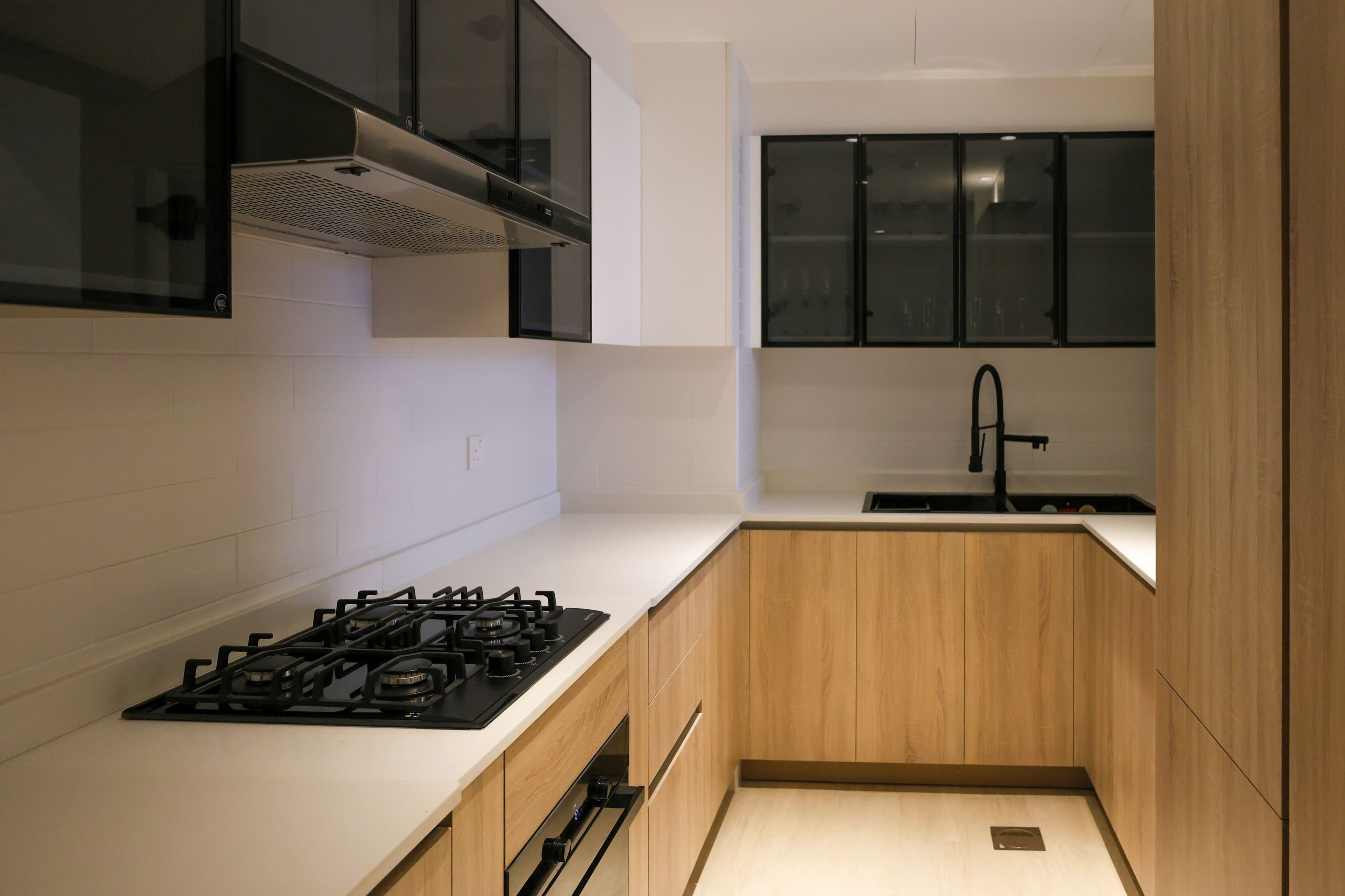 Waterfront Sophistication 3 Bedroom premium Apartment | Fully Furnished - Thumbnail 6