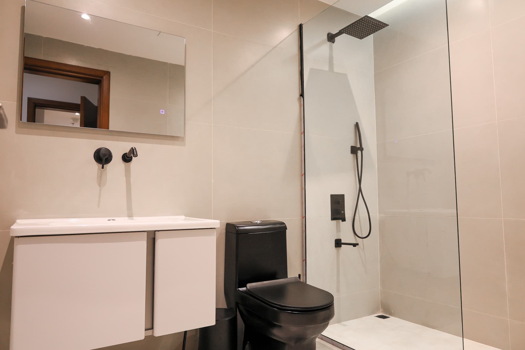 Elegant Downtown | 3 bedrooms Apartment | Fully Furnished | Dual Balcony - Thumbnail 6