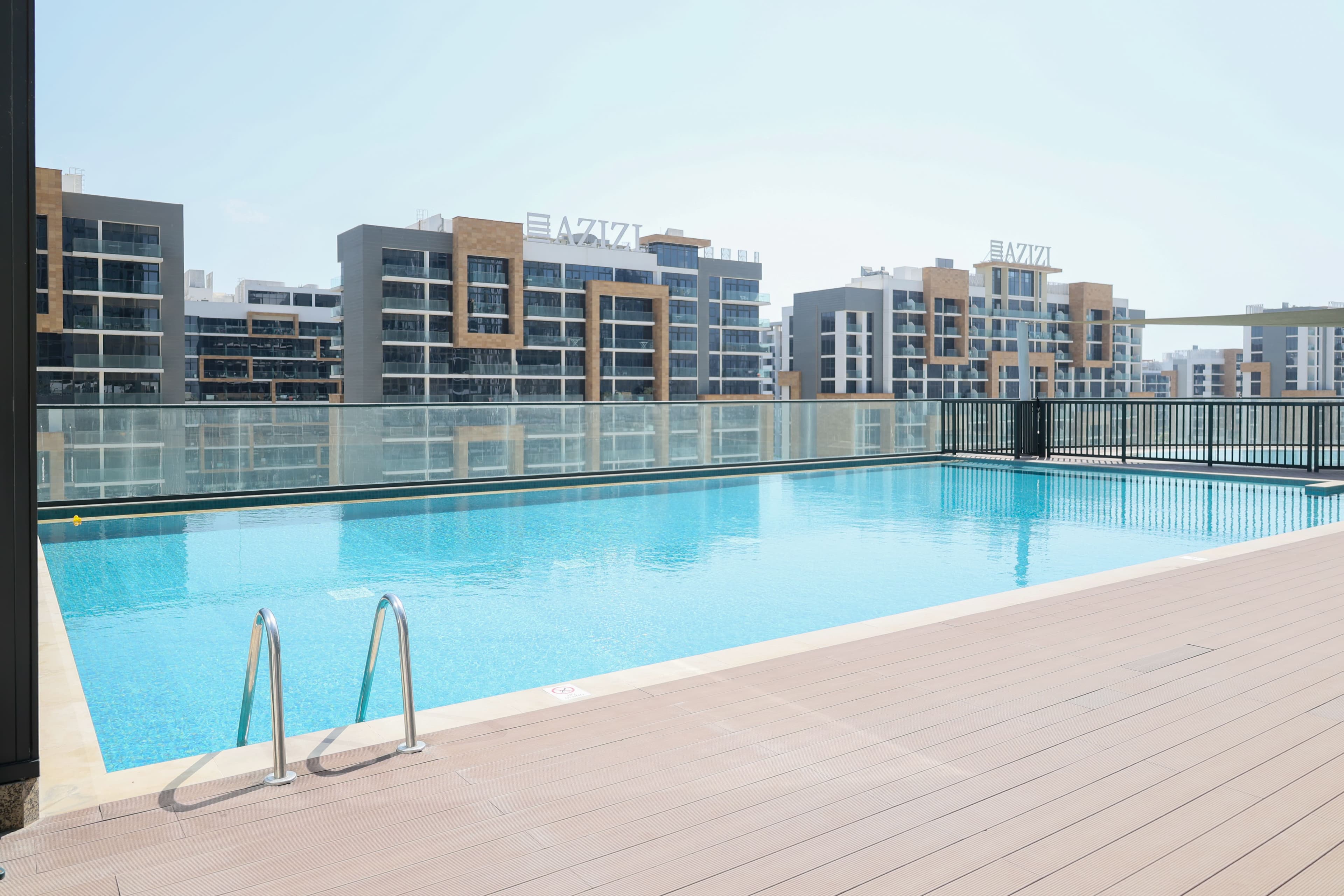 Sobha Hartland - Waves - Thumbnail 4