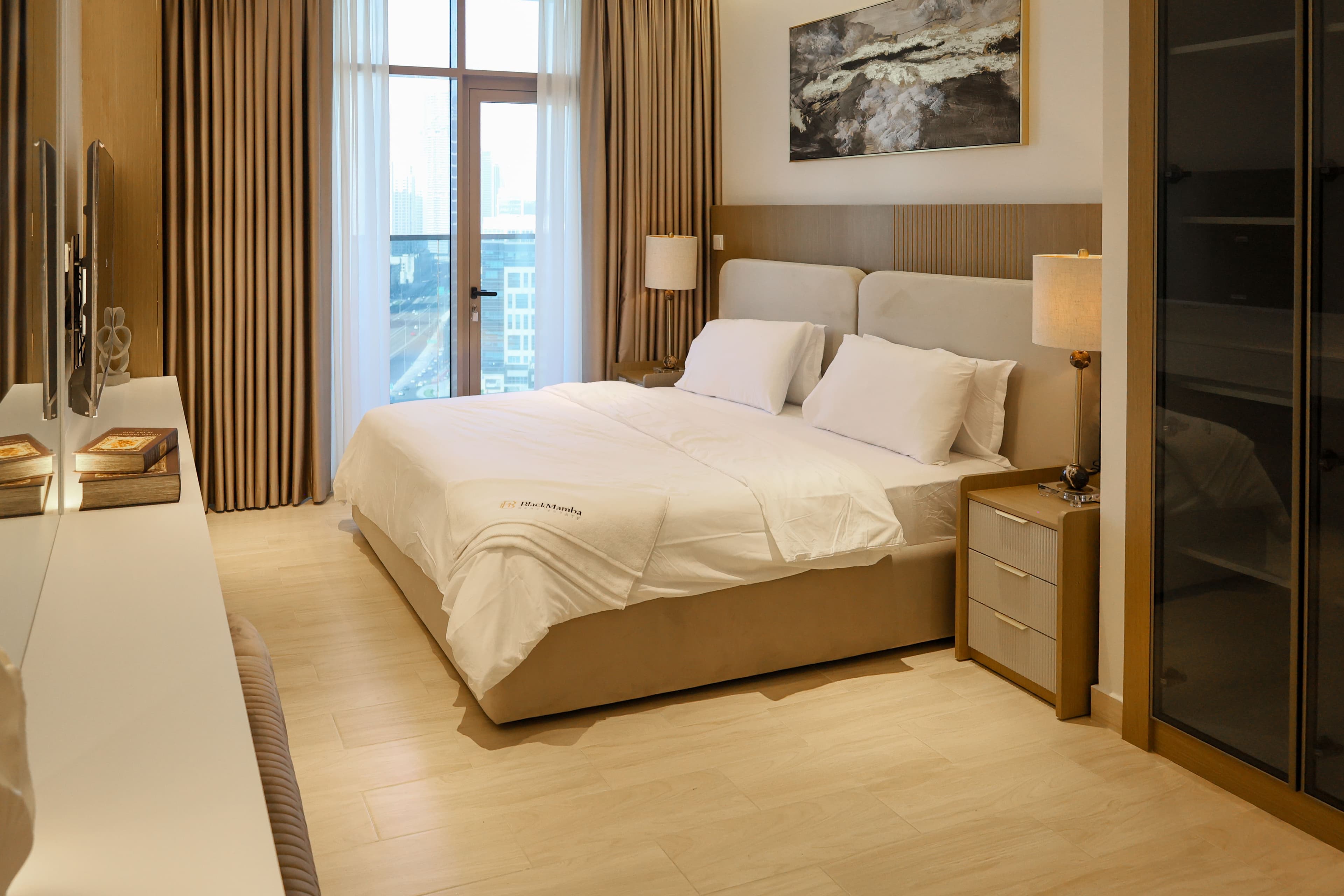 Sobha Hartland - Waves - Thumbnail 2